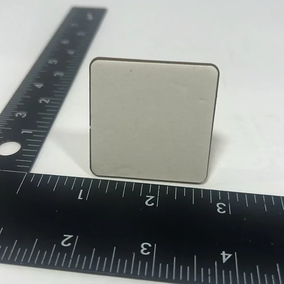 Gold bathroom towel bar and adhesive hook - Picture 4 of 5